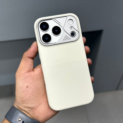 CMAQ Iron Edge Magsafe Silicone Case